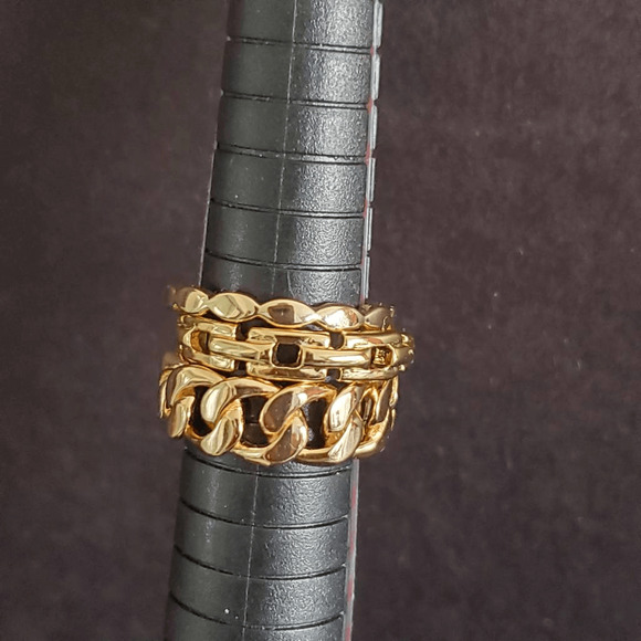 Set of Three Gold Tone Stacking Rings‎ Size 7 NWOT - Picture 3 of 7
